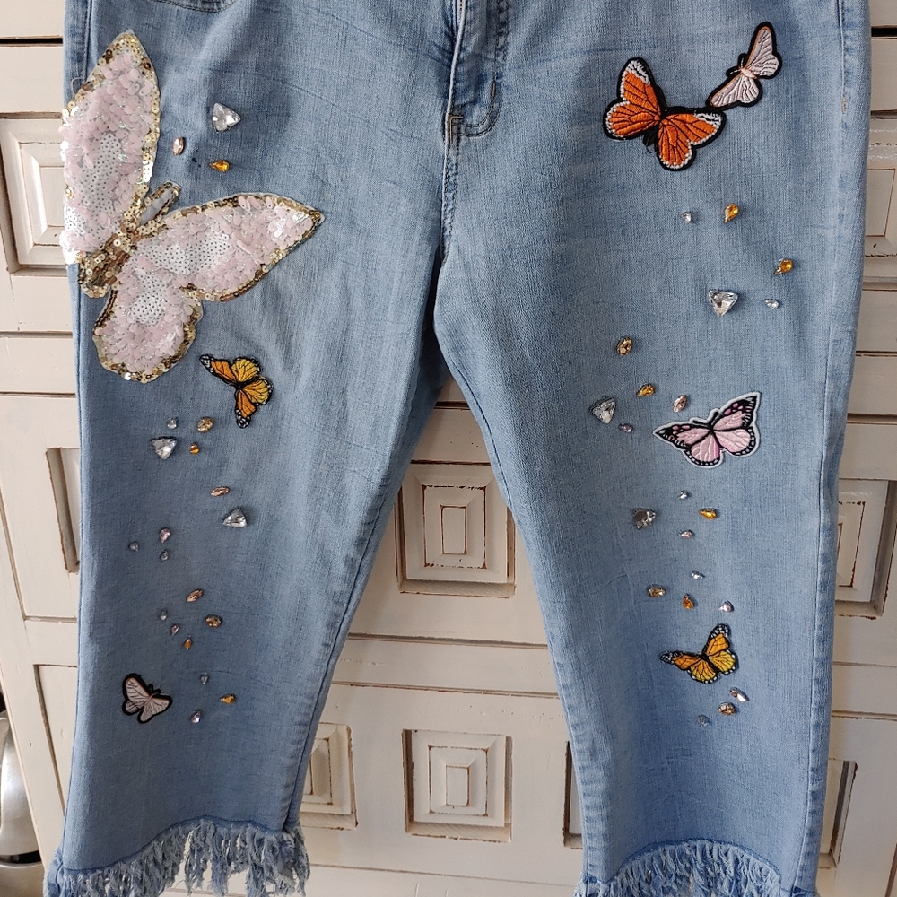 Christina V embellished cropped jeans